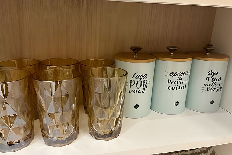Sonho à beira mar: seu refúgio perfeito em Santos!