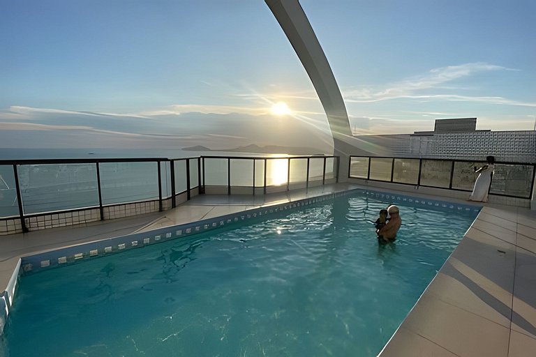 Pôr do Sol Inesquecível: Vista para o Oceano