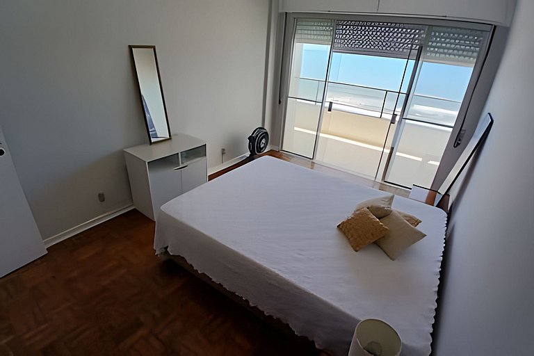 SHB - Frente ao Mar na Praia das Pitangueiras