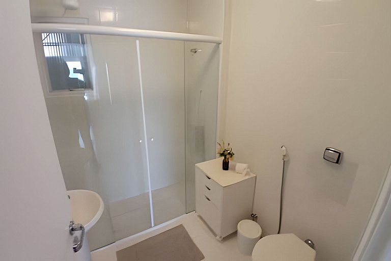 SHB - Frente ao Mar na Praia das Pitangueiras