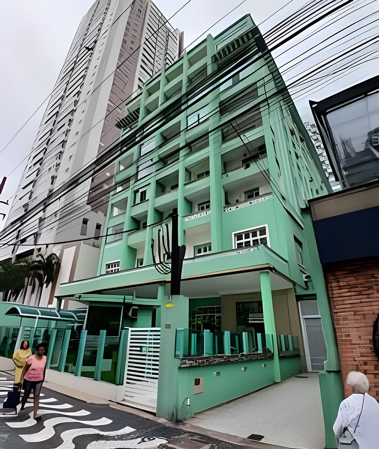Vista Mar: Pé na Areia em Santos
