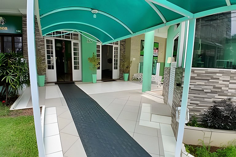 Vista Mar: Pé na Areia em Santos