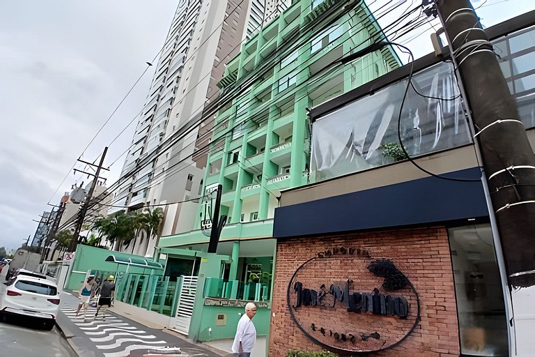 Vista Mar: Pé na Areia em Santos