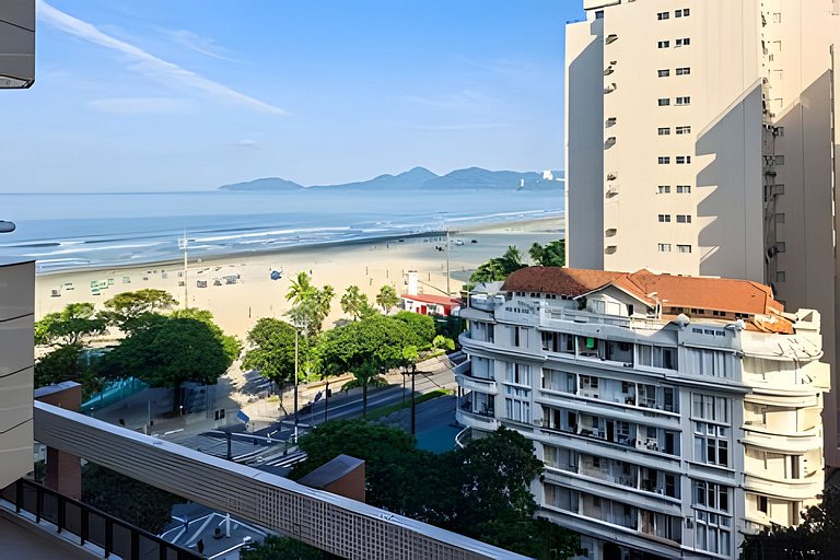 Futebol e Praia: Emoção à Beira-Mar com Piscina