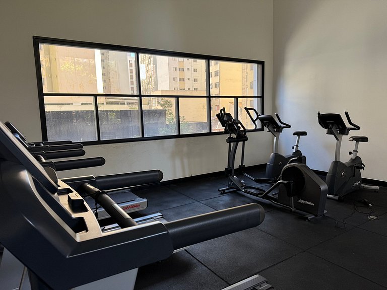 Studio moderno com sacada prox. Paulista