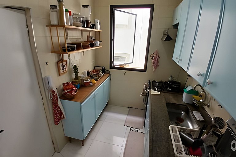 SHB - Oásis Tropical: Conforto e Estilo no Guarujá