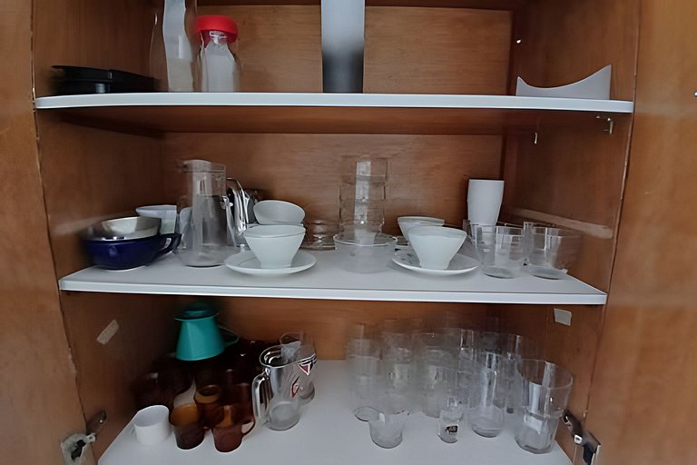 SHB - Oásis Tropical: Conforto e Estilo no Guarujá