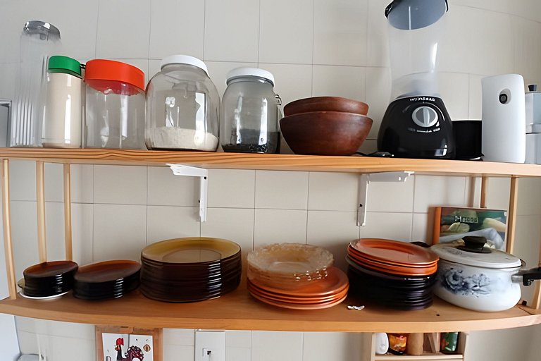 SHB - Oásis Tropical: Conforto e Estilo no Guarujá