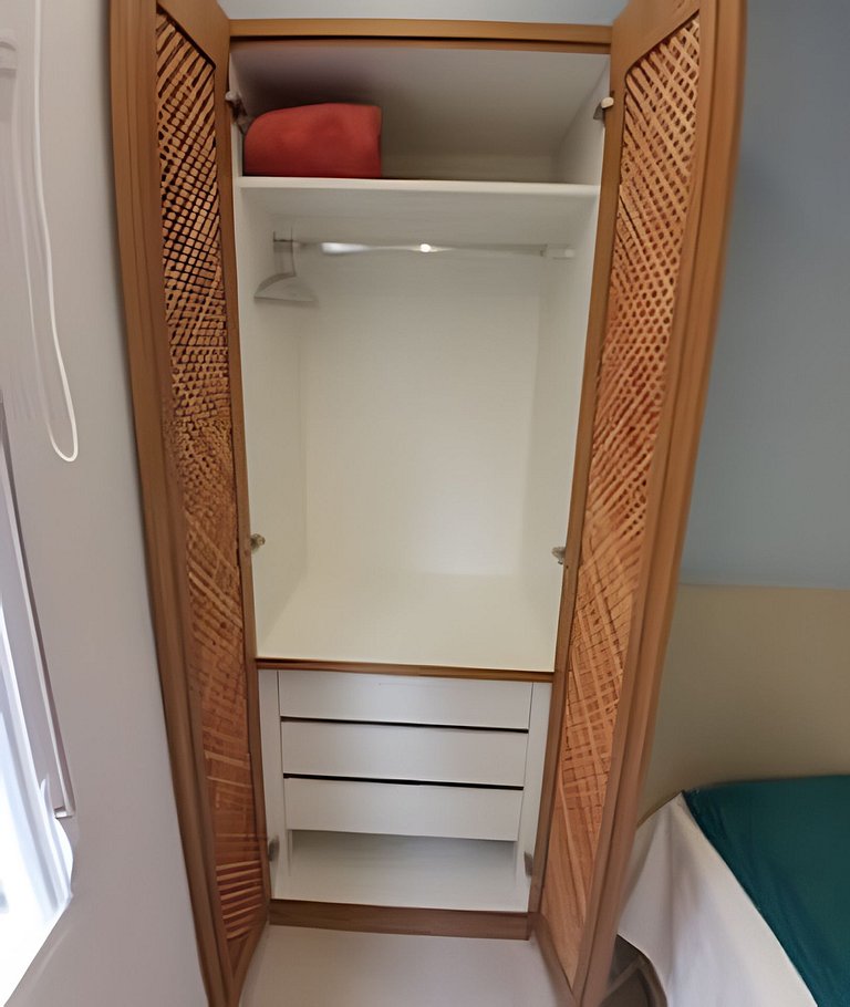 Pé na Areia: Design Moderno, Estilo e Conforto