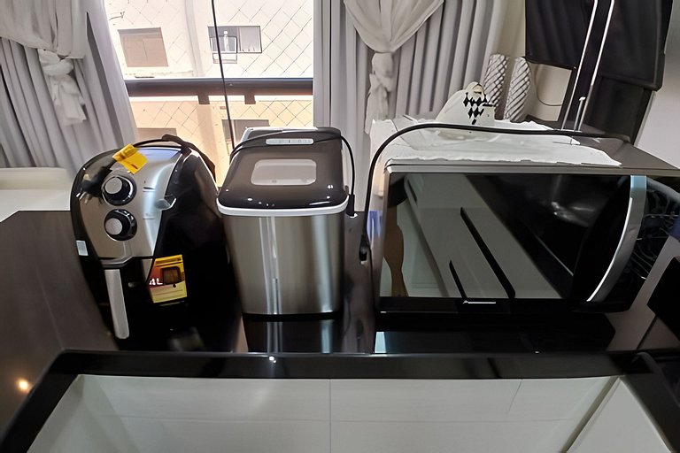 Piscina Climatizada e Camareira em Pitangueiras