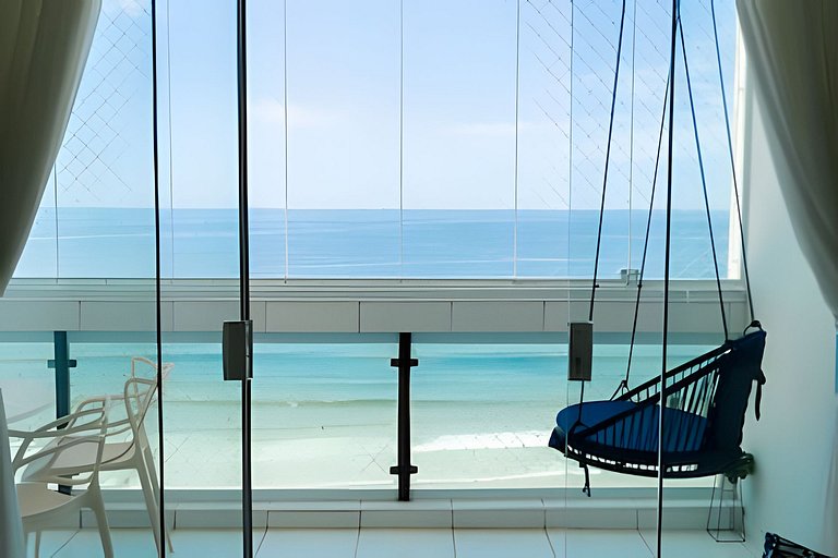 Desperte com o Azul do Mar na Sua Janela!