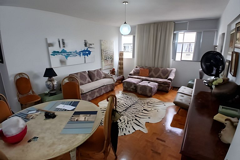 Seu Refúgio em Santos, Pé na Areia