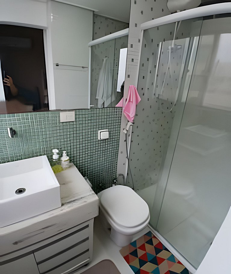 Seu Refúgio em Santos, Pé na Areia