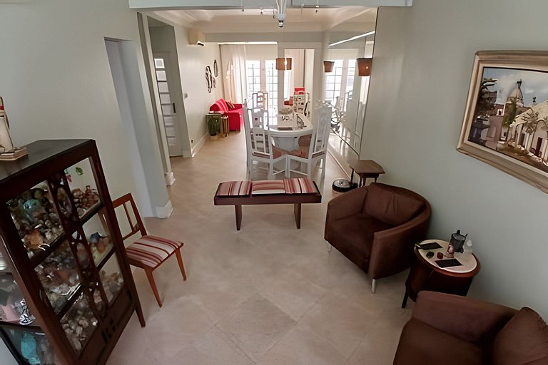 Casa quadra da praia com ar-condicionado e 2 vagas