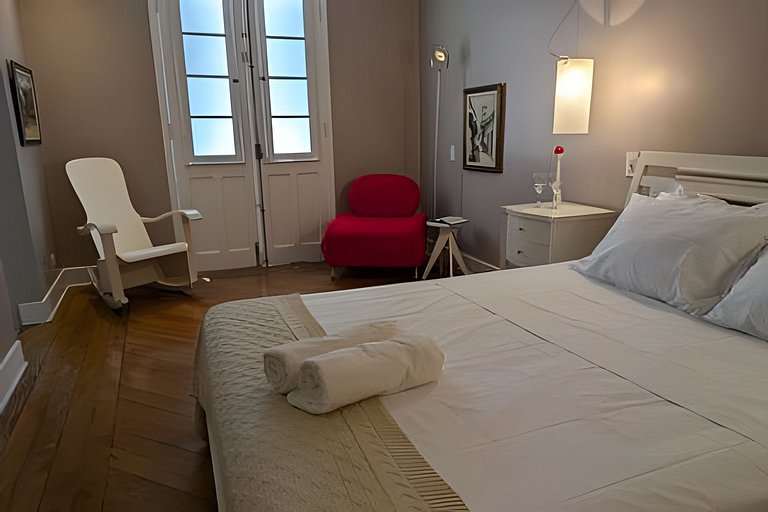 Casa quadra da praia com ar-condicionado e 2 vagas