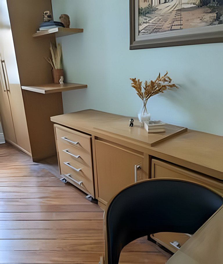 Casa quadra da praia com ar-condicionado e 2 vagas