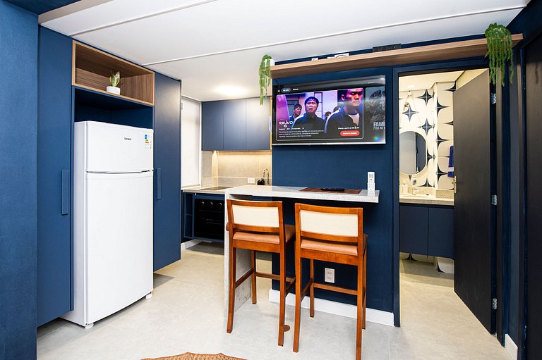 SHB - Studio Grego no Emissário | Pé na Areia