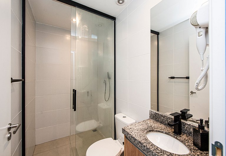 SHB • Praiamar Shopping | Praia a Poucos Passos