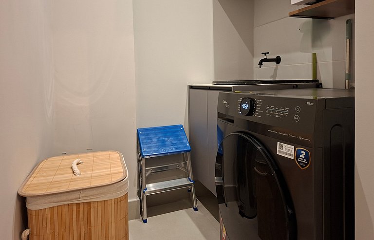 SHB • Praiamar Shopping | Praia a Poucos Passos