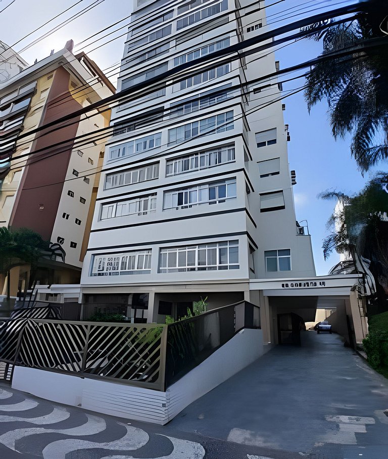 Conforto familiar – Wi-Fi veloz e 1 min da praia
