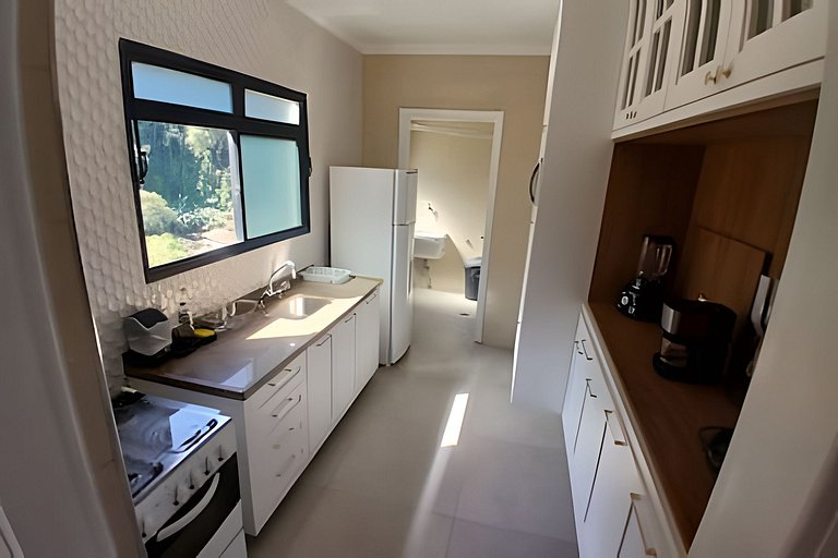 SHB - Família feliz: Wi-Fi rápido a 1 min da praia