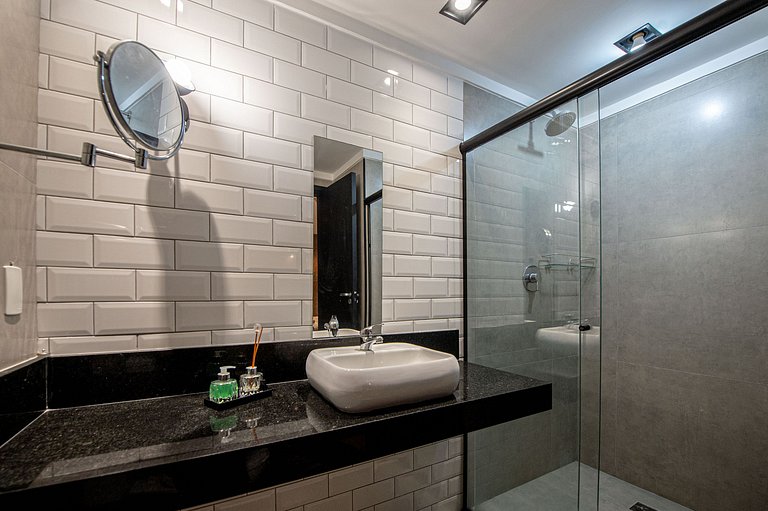 SHB - Vista Espetacular: Onde o Mar Encontra o Céu