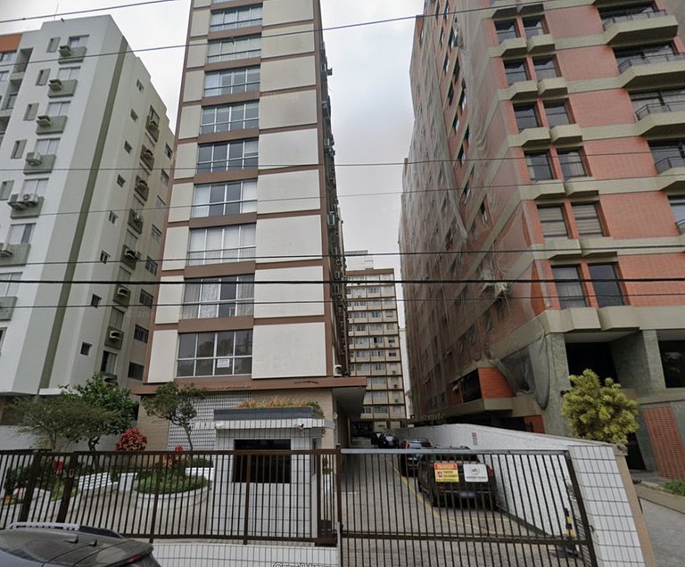 SHB - Sol e Mar: Paraíso Frente ao Horizonte Azul