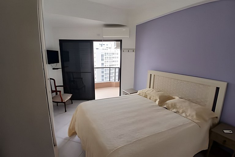 SHB • Piscina | 4 quartos | Sacada | Pitangueiras