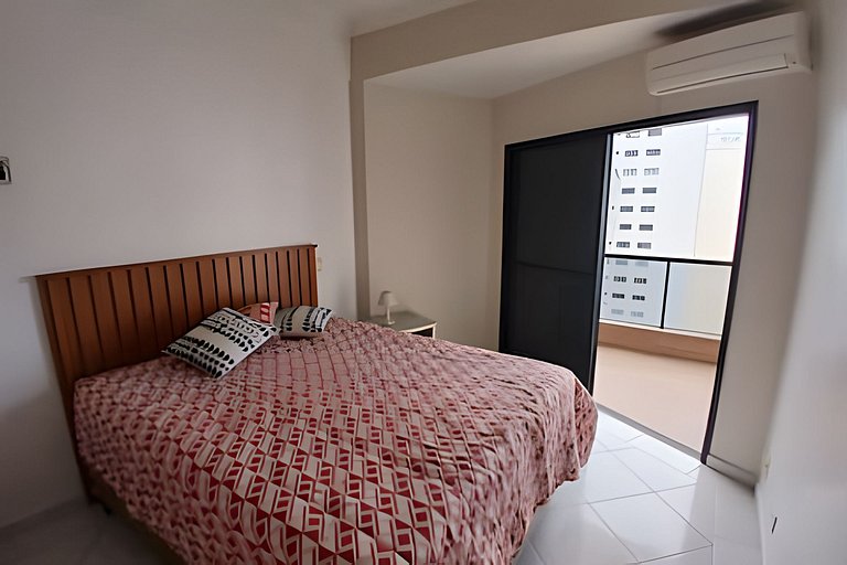 SHB • 4 quartos | Sacada | Pitangueiras | Praia