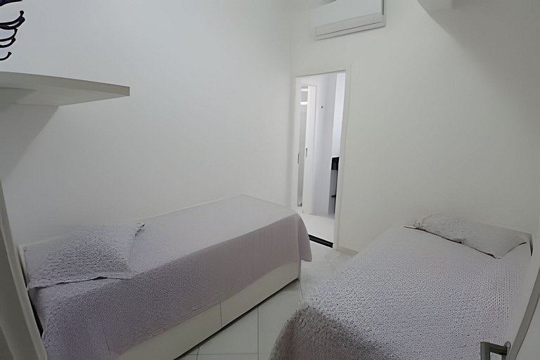 SHB • 4 quartos | Sacada | Pitangueiras | Praia