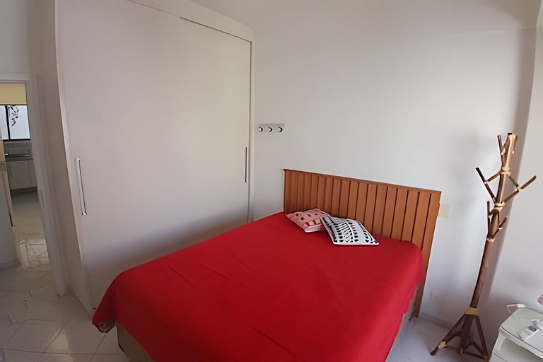 SHB • Piscina | 4 quartos | Sacada | Pitangueiras