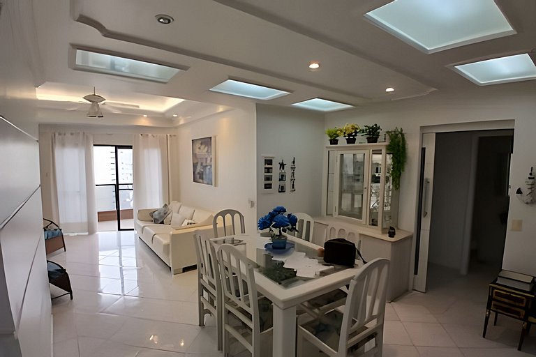 SHB • 4 quartos | Sacada | Pitangueiras | Praia