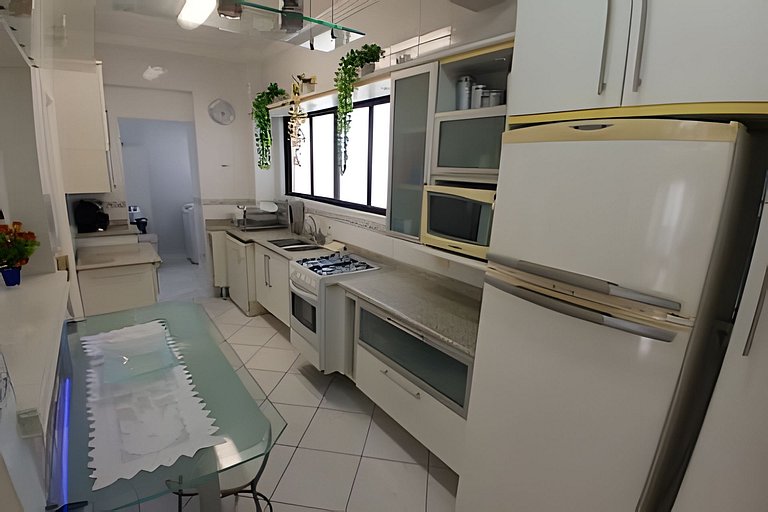 SHB • Piscina | 4 quartos | Sacada | Pitangueiras