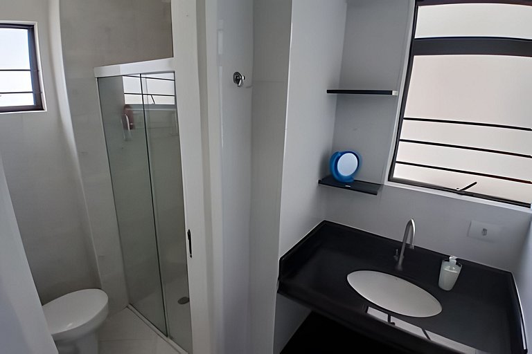 SHB • 4 quartos | Sacada | Pitangueiras | Praia