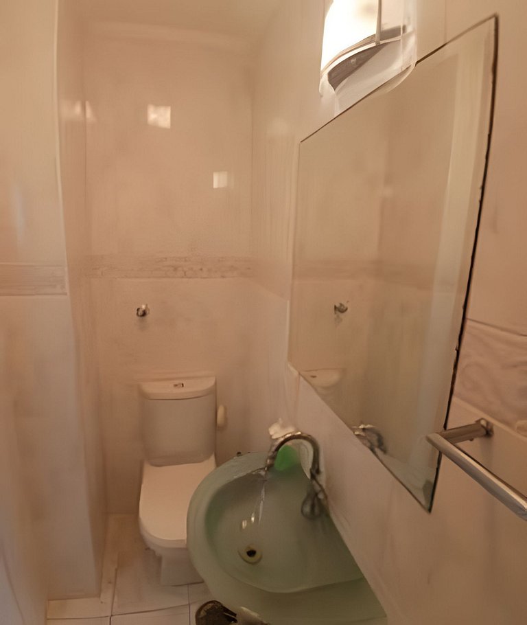 SHB • Piscina | 4 quartos | Sacada | Pitangueiras