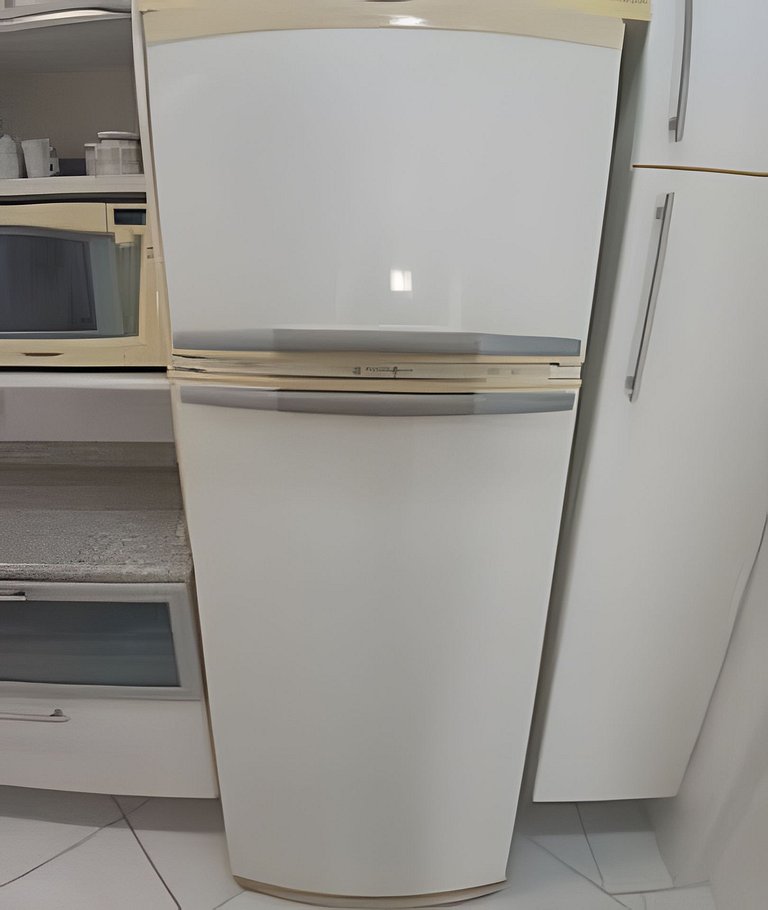 SHB • Piscina | 4 quartos | Sacada | Pitangueiras