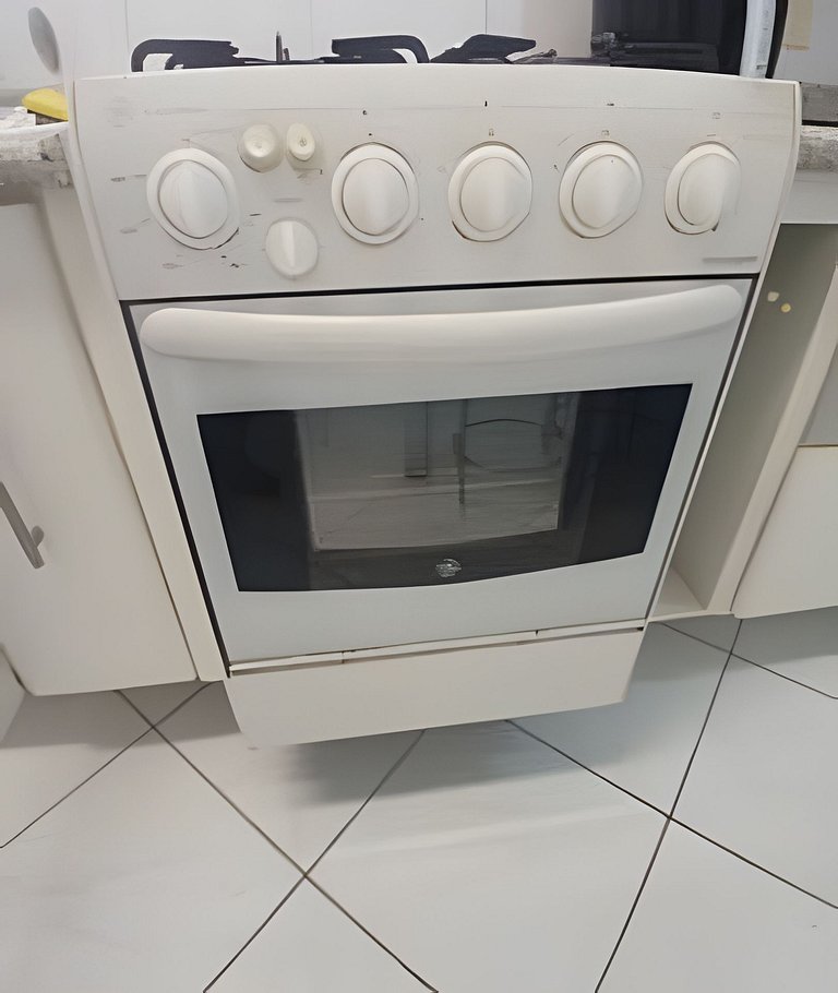 SHB • 4 quartos | Sacada | Pitangueiras | Praia