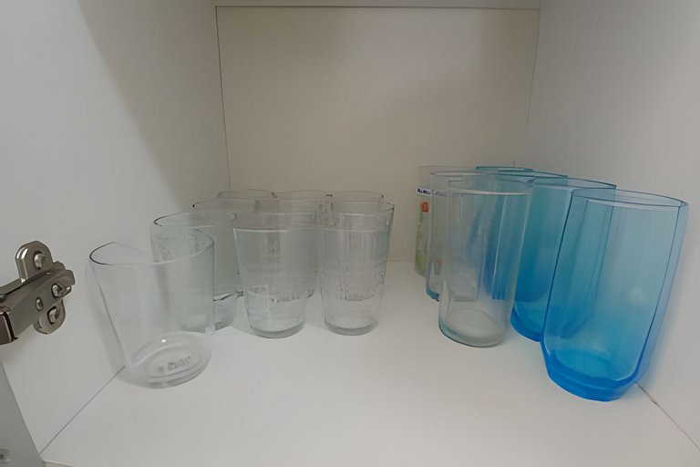 SHB • Piscina | 4 quartos | Sacada | Pitangueiras