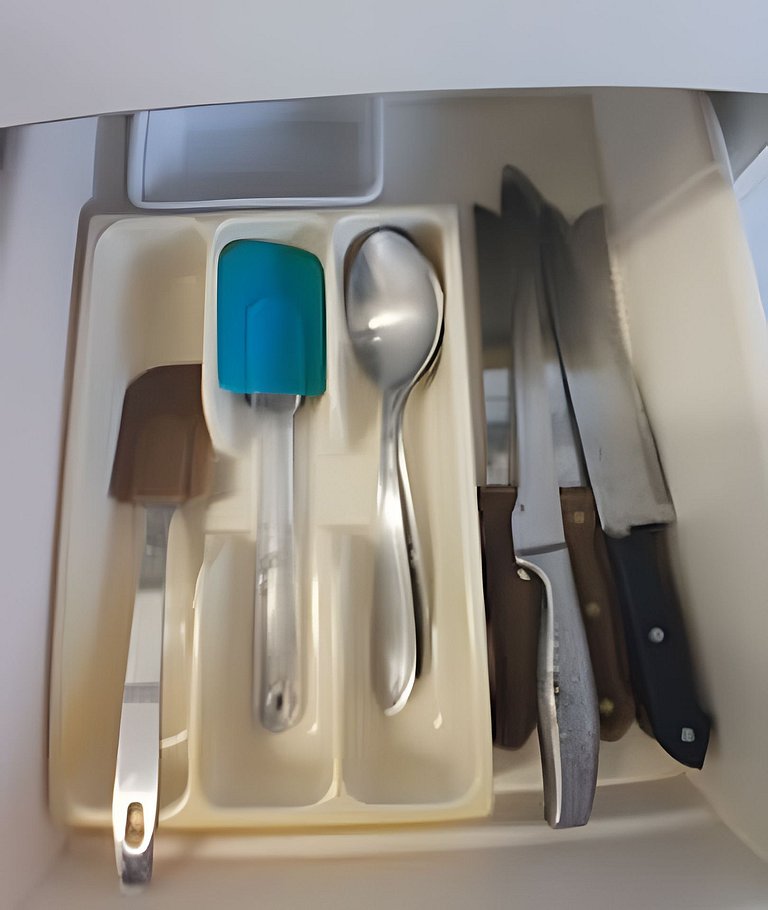 SHB • Piscina | 4 quartos | Sacada | Pitangueiras