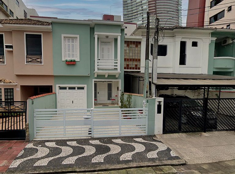 SHB - Casa na Praia Com Ar-Condicionado e 2 Vagas