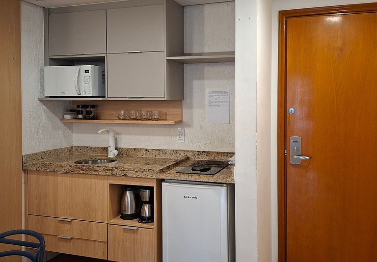 SHB - Azul Infinito: Sua Janela para o Mar