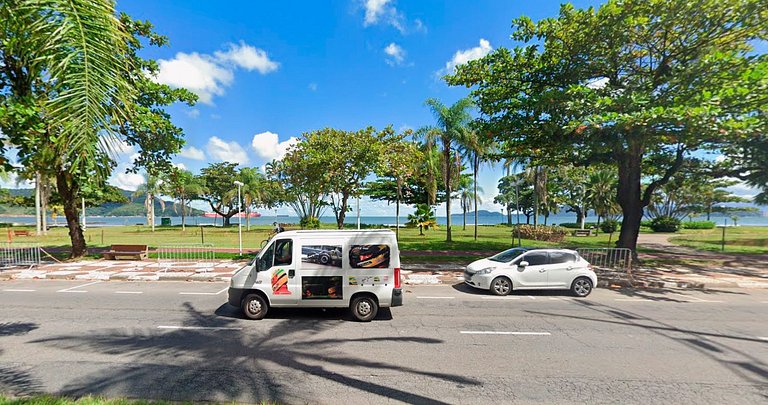 SHB - Sol e Mar: Paraíso Frente ao Horizonte Azul