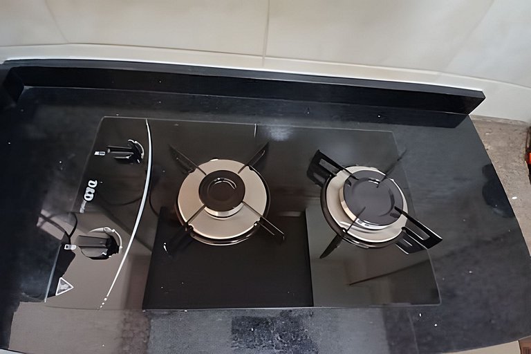 SHB • Pé na areia | Studio | Comércios