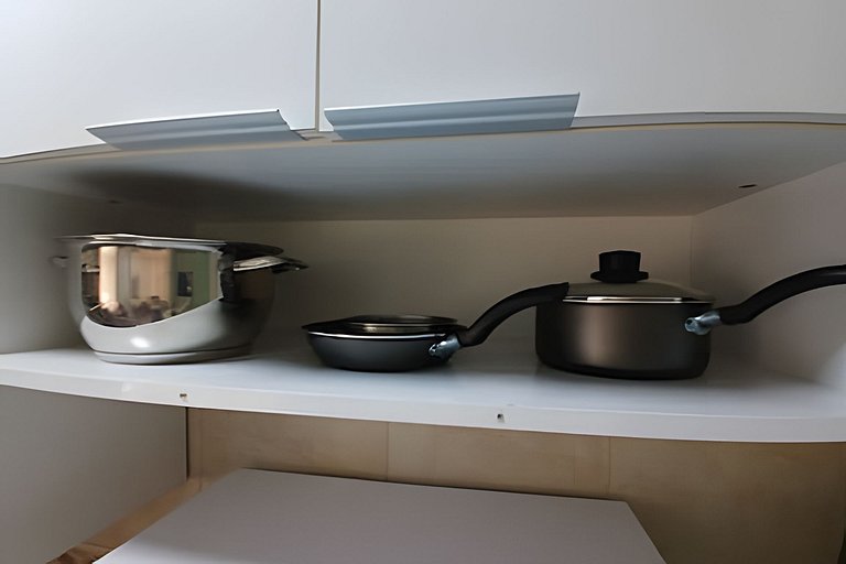 SHB • Pé na areia | Studio | Comércios