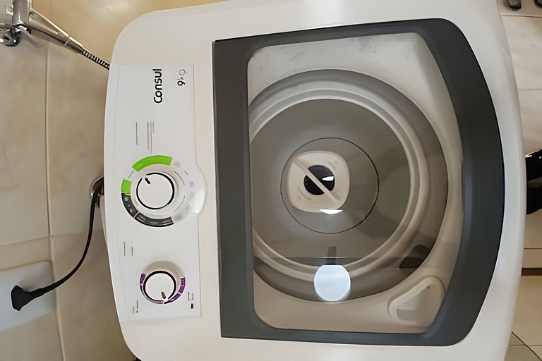 SHB • Pé na areia | Studio | Comércios