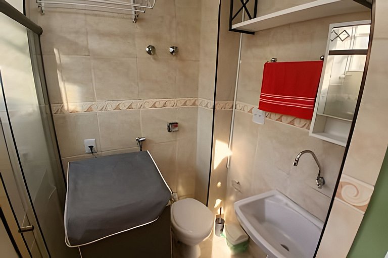 SHB • Pé na areia | Studio | Comércios