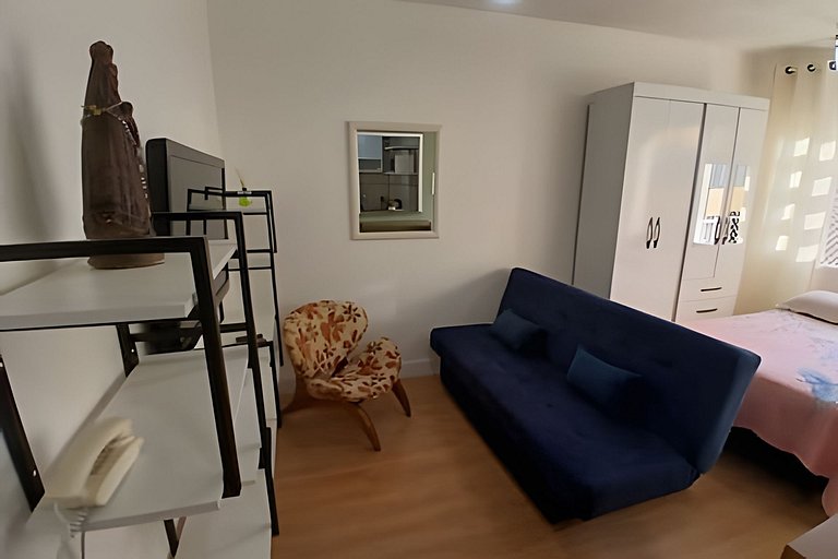 SHB • Pé na areia | Studio | Comércios