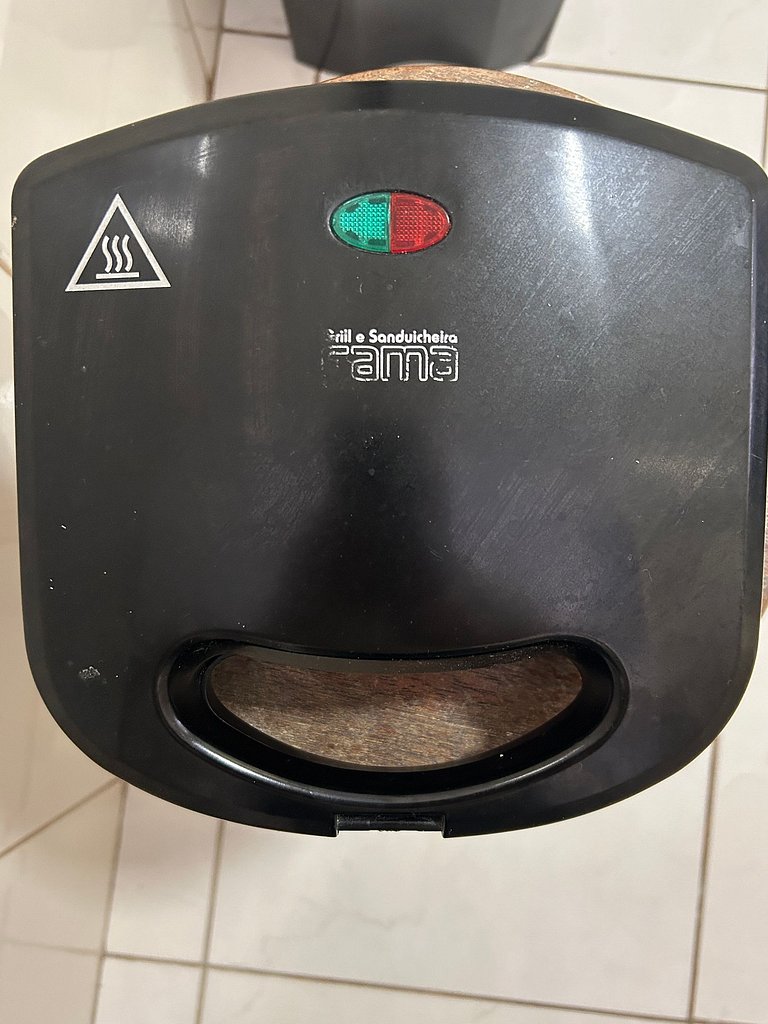 SHB - Delicioso apartamento no coração do Guarujá