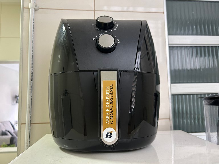 SHB - Delicioso apartamento no coração do Guarujá