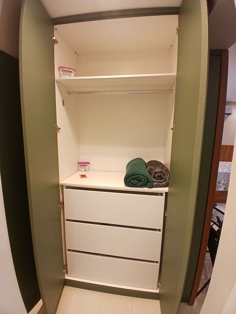 SHB • Pé na areia | Studio Completo | Moderno